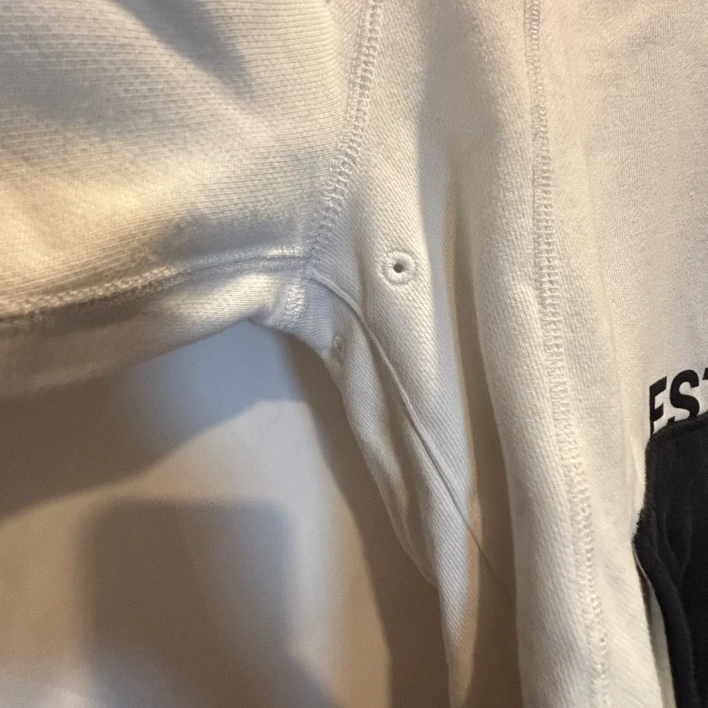 Vintage Jordan The Greatest Men's White and Black Hoodie XL Rare
